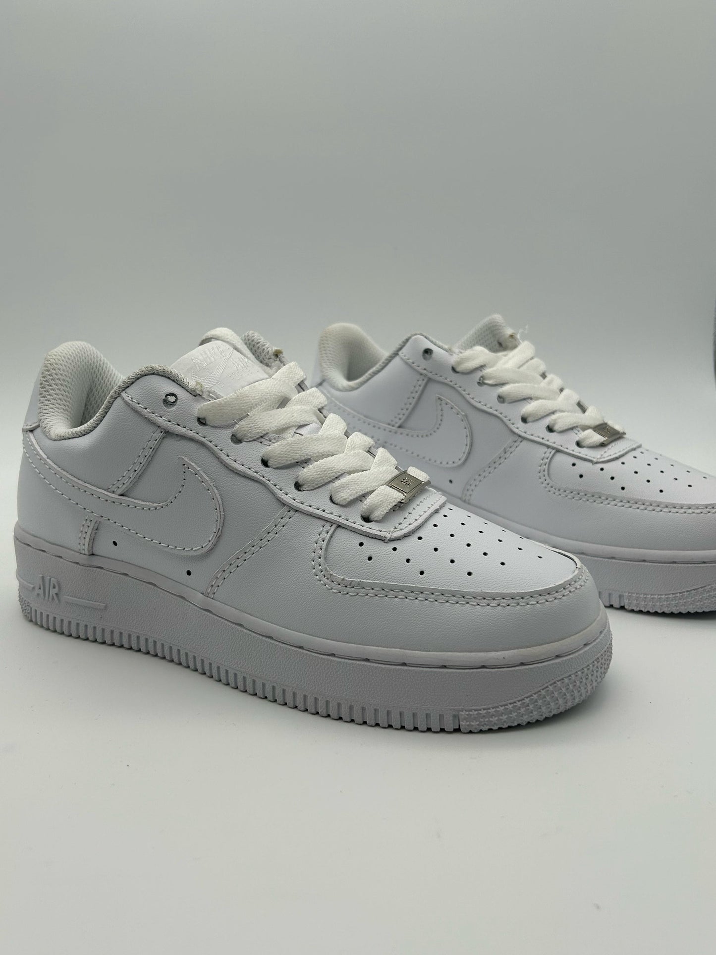 AIR FORCE ONE CLASICOS BLANCOS - G5