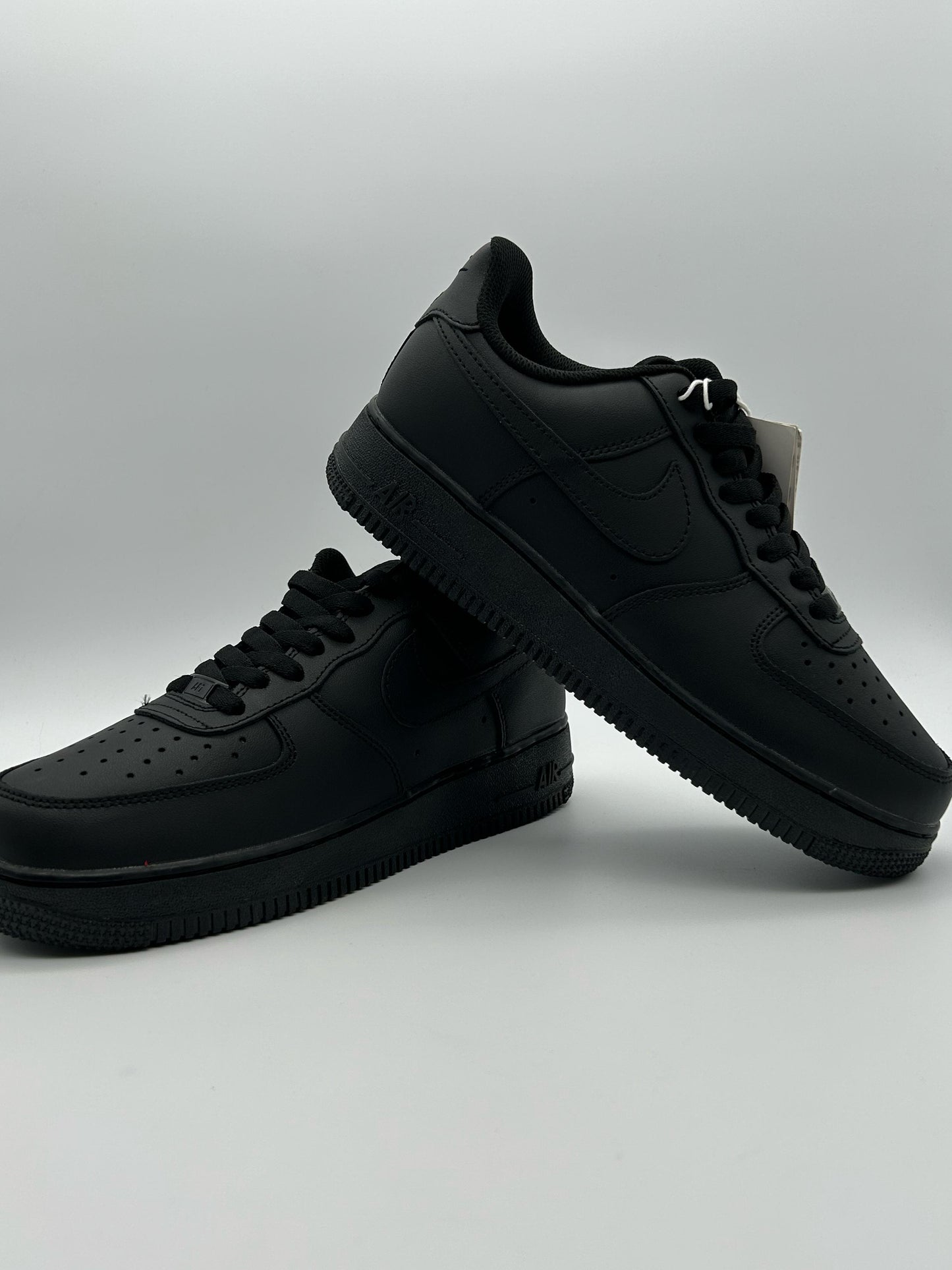 AIR FORCE ONE CLASICO NEGRO - G5