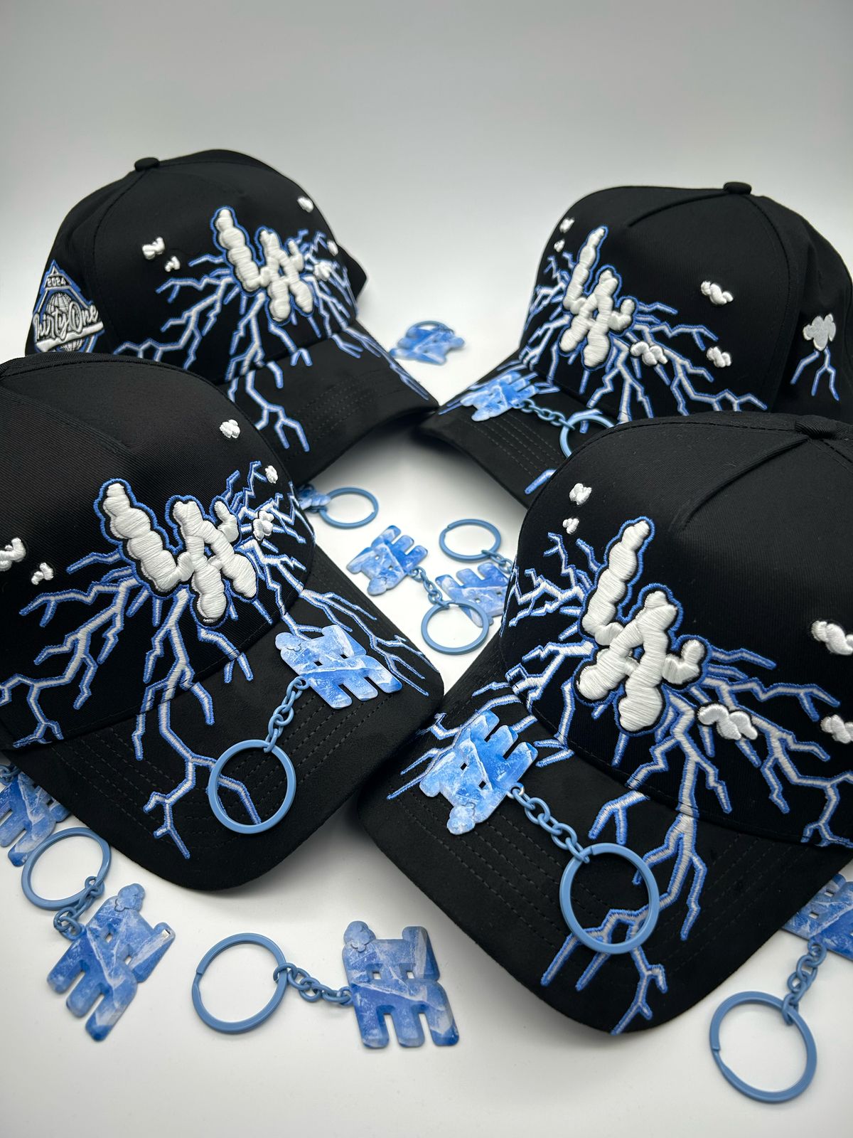 ELECTRIC CLOUDS - 31 HATS