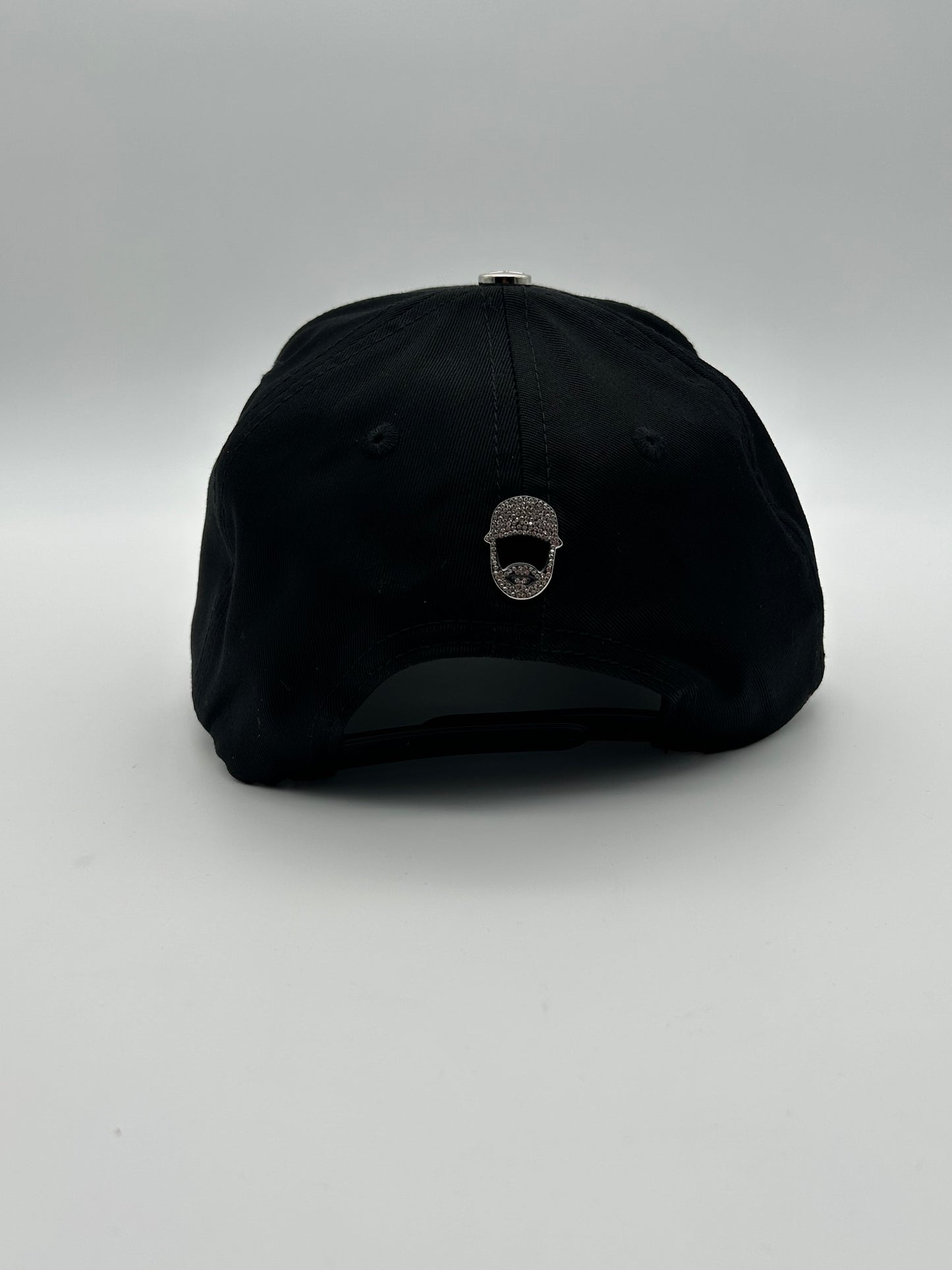 77 - BARBAS HATS