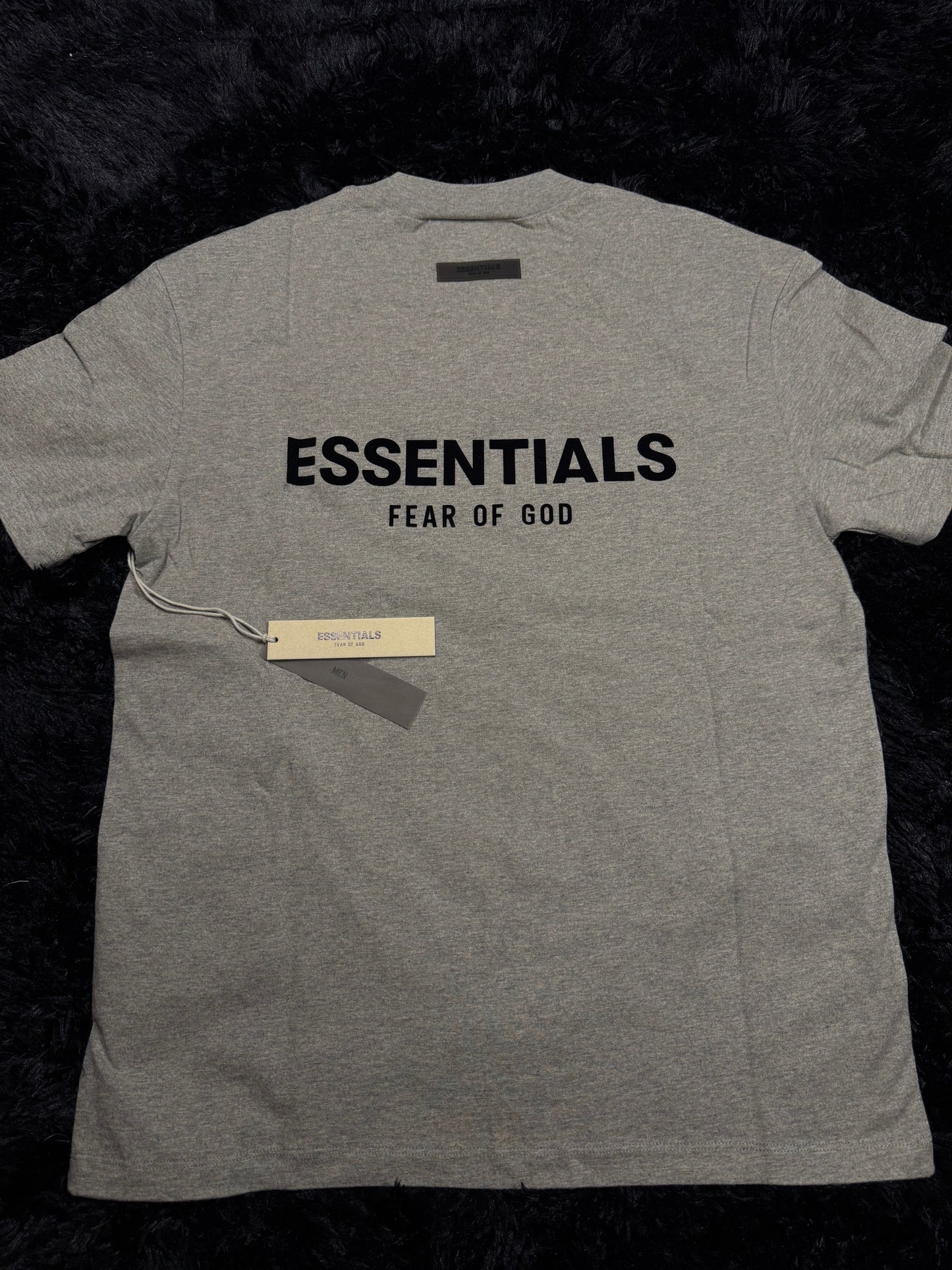 ESSENTIALS T-SHIRTS