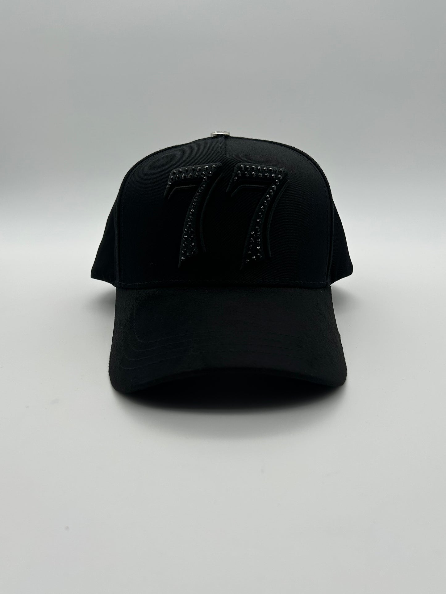 77 - BARBAS HATS