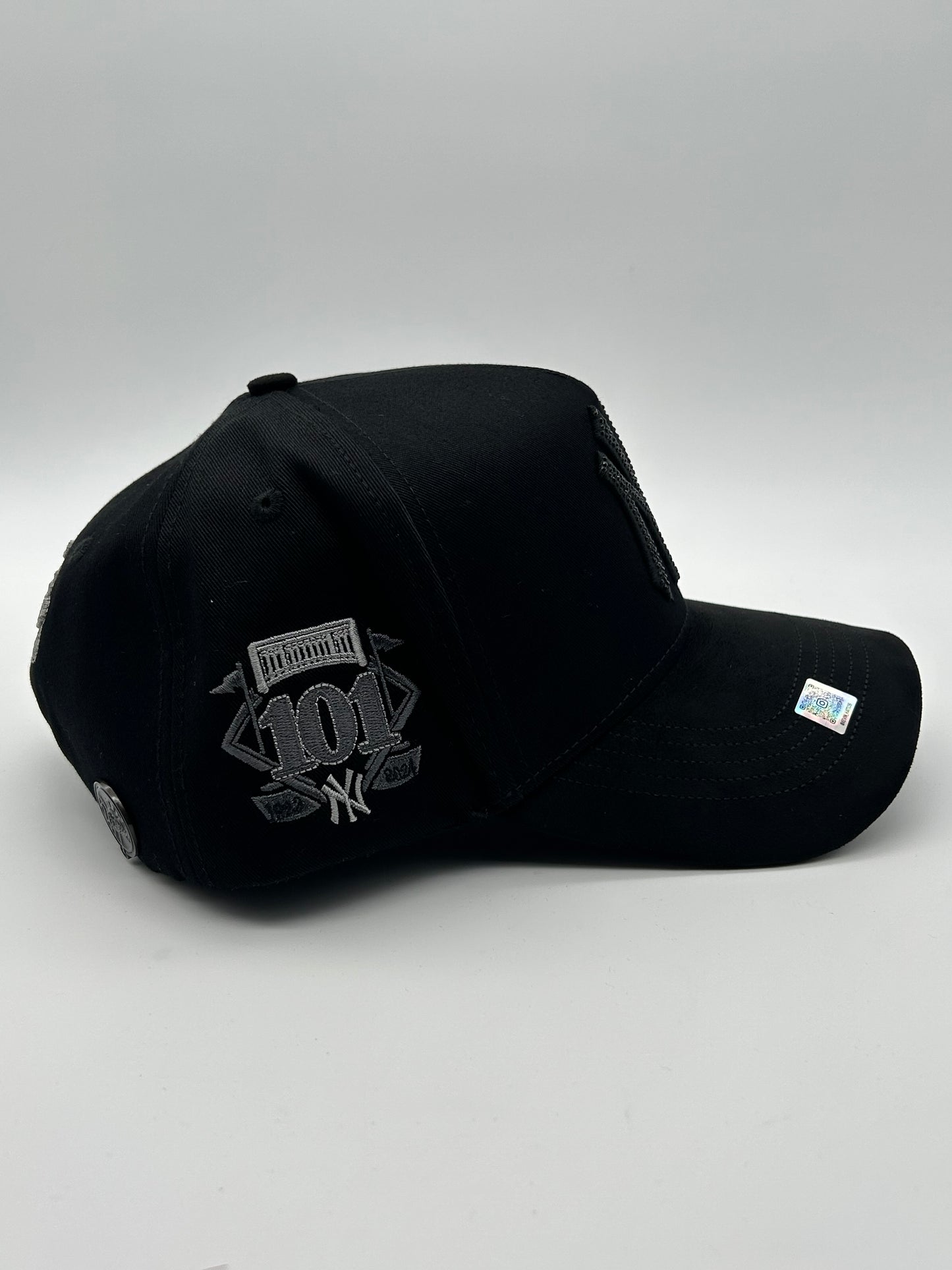 NEW YORK - BIGG BOSS X KEVIN HATS