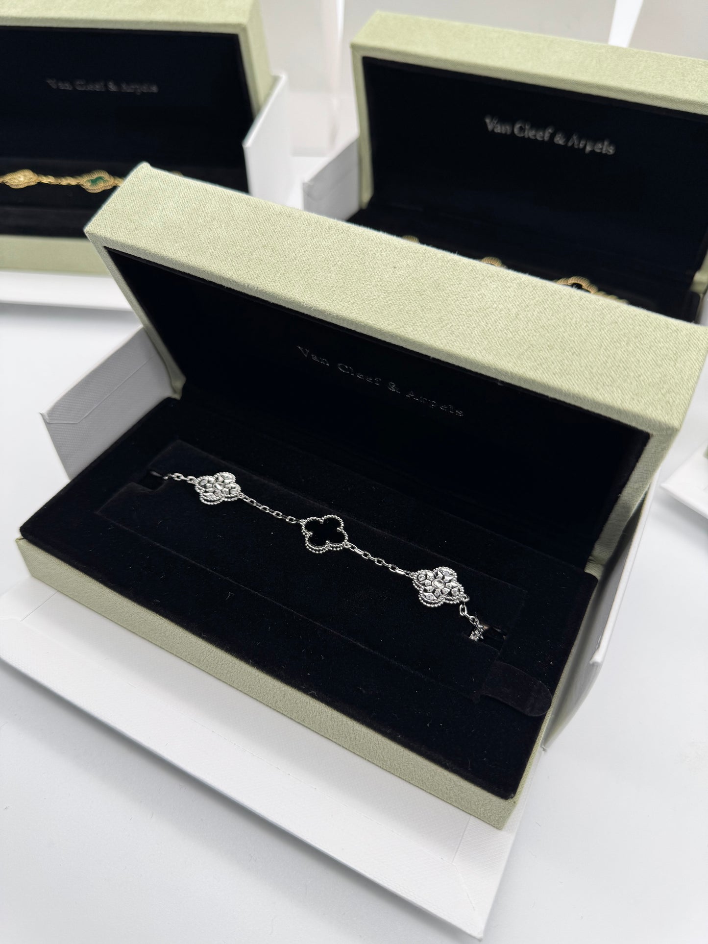PULSO TIPO VAN CLEEF
