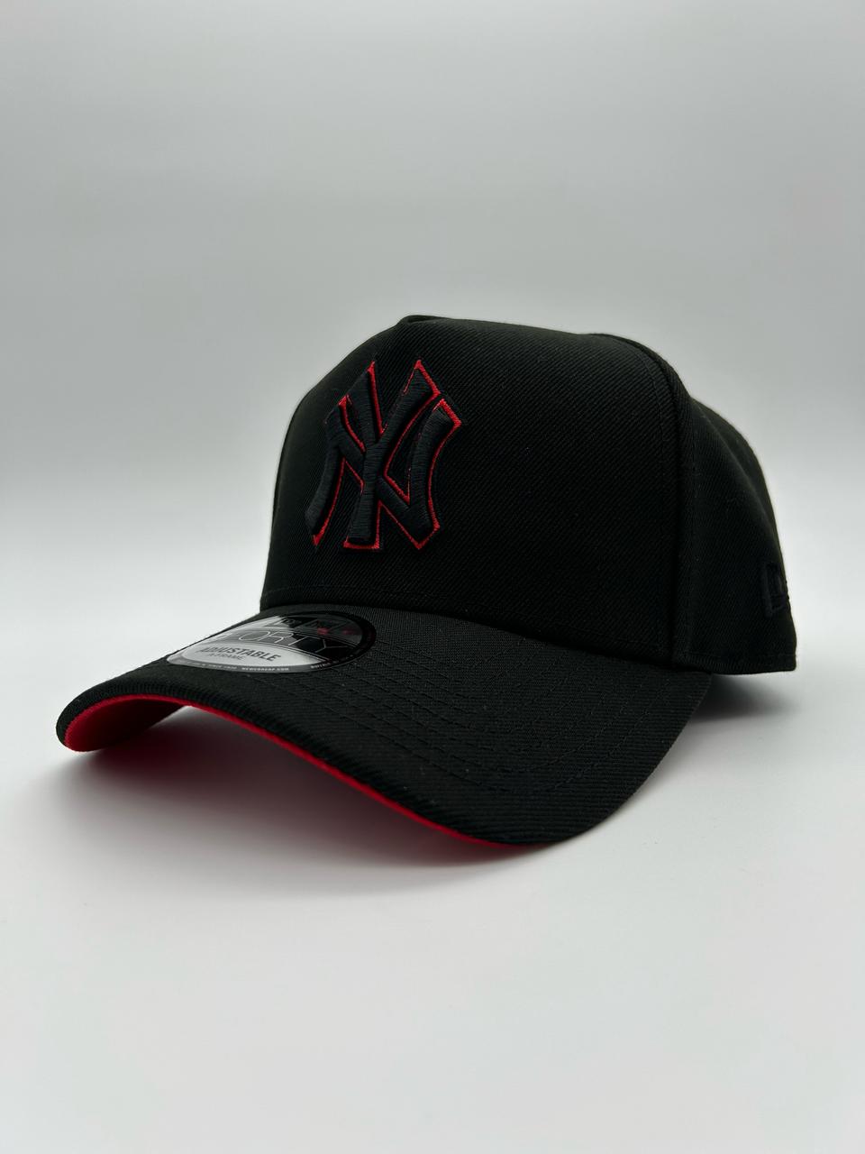 NEW YORK YANKEES WORD SERIES 1999 BLACK AND RED – NEW ERA