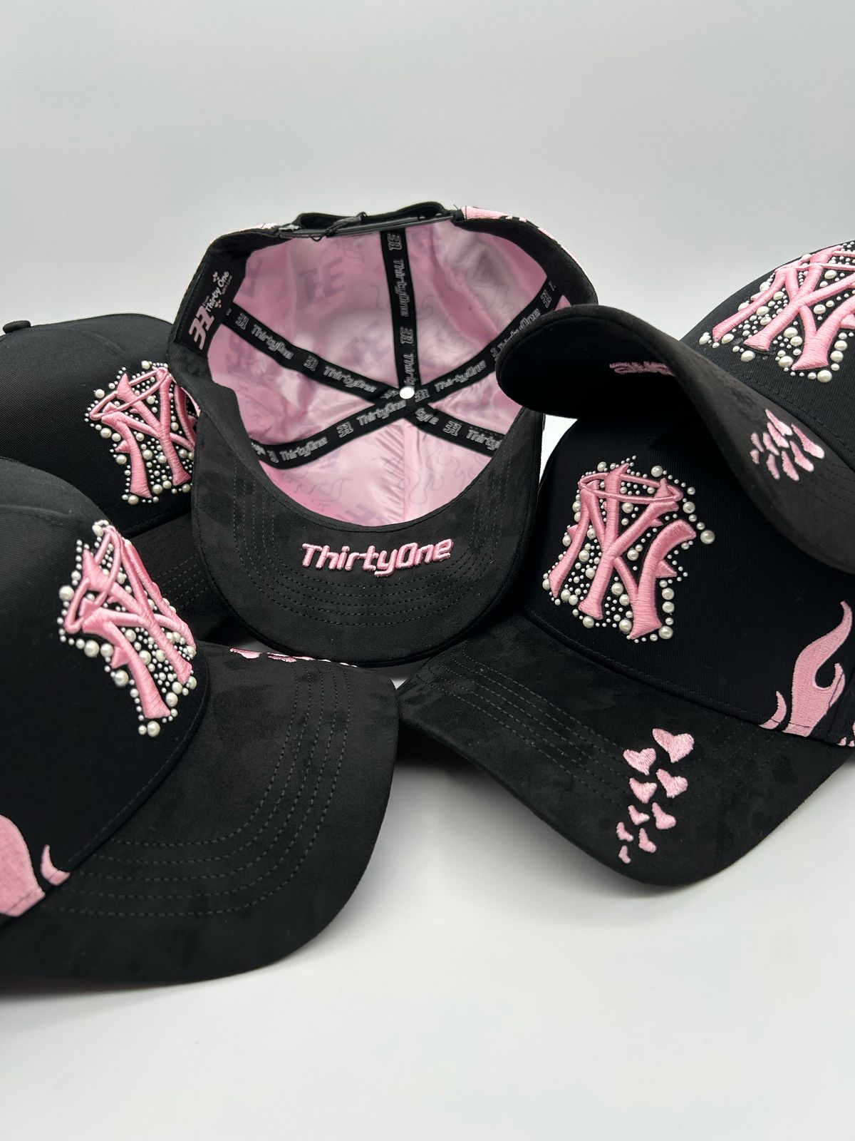 NY PERLS - 31 HATS