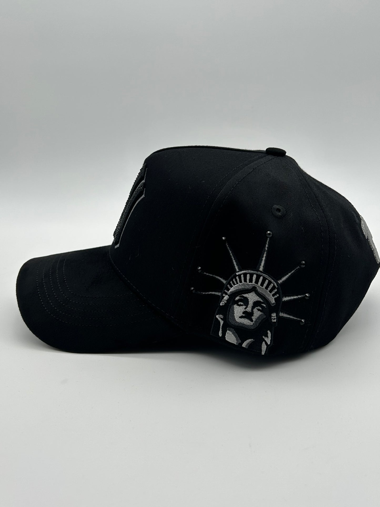 NEW YORK - BIGG BOSS X KEVIN HATS